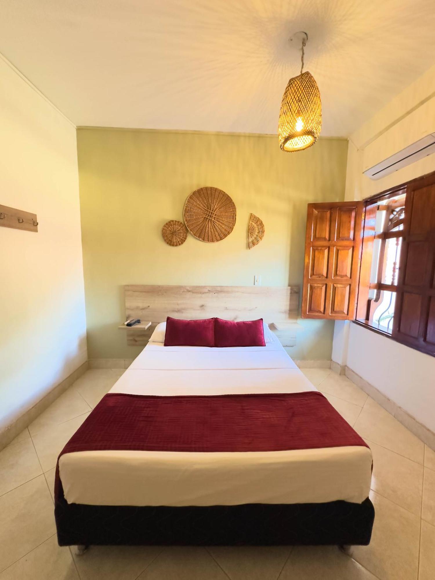 Curazao Hotel -Centro Historico- Santa Fe de Antioquia Eksteriør billede
